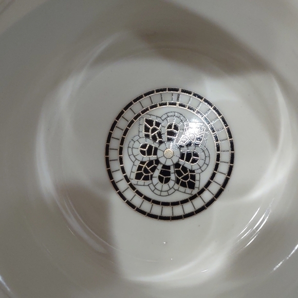 Tiled Margot Monogram V Mug by Anthropologie 15oz NEW - Picture 3 of 5